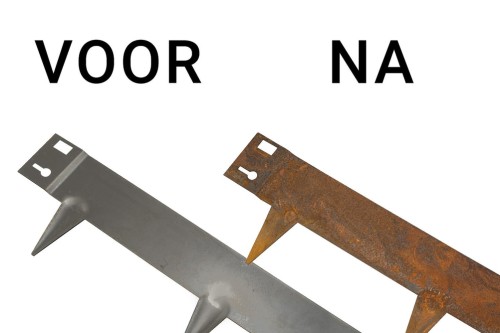 8422